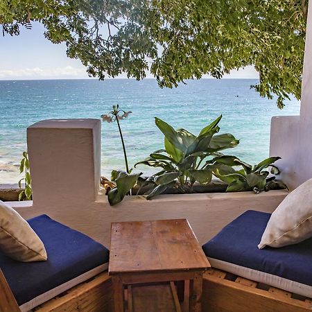 Njaya Lodge Nkhata Bay Eksteriør bilde