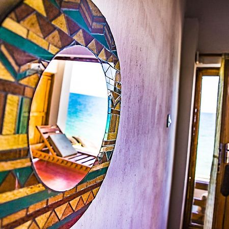 Njaya Lodge Nkhata Bay Eksteriør bilde